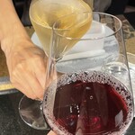 焼肉牛印 - 泡とノンアルワインで乾杯