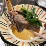 焼肉牛印 - 澄んだお出汁にホロっと柔らかいお肉