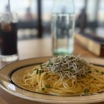 カフェ&ダイニング ヘミングウェイ - 