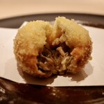 日本料理 お寅 - すっぽんパン 中にはすっぽんの身と出汁 日本発祥のカレーパン仕立て