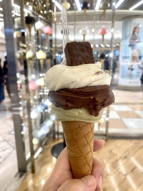 ヴェンキ ディアモール大阪店 （Venchi） - 大阪梅田（阪神