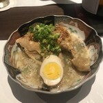 魚と煮込みとわら焼きと ととと - 