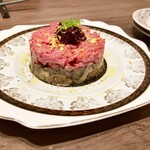 創作料理Ryota  - ・宮城県産黒毛和牛と焼き茄子　極上タルタルユッケ　ハーフ（￥2,990）