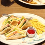 ドトール珈琲店  - 料理写真:クラブハウスサンド