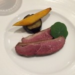 トレ・デュニオン - ランチ　小鴨胸肉のロースト