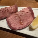 和牛一頭買い 焼肉ホルモン黒野 - 