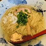 中華そば たがや - トビウオだし?の塩ラーメン950円