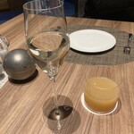 ア・ターブル - 