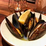 トンガリアーノ - ✨ムール貝の白ワイン蒸し✨