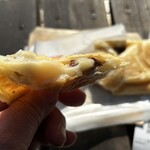 焼きたて屋 - ラムレーズンもたくさん入ってます^_^