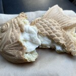 焼きたて屋 - チーズクリームがたくさん入ってます^_^