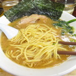 らーめん 喜輪 - 麺