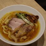 手打 親鶏中華そば 綾川 - 