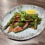 案山子 - アスパラベーコン 715円