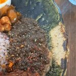 Madre ハーブとスパイス料理のワイン食堂 - 黒ゴマ担々キーマ