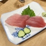 一月家 - しびさしみ