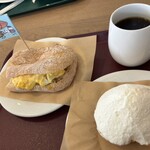 大陸横断飛行 - たまごサンドとマリトッツオ