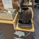 川越 これがかき氷 - 鉄瓶にはほうじ茶