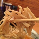 ケンチャンラーメン - 細切りシャキシャキメンマ