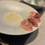 麻布料理店 Tokyo Wagyu Steak - 鳴門金時のヴィシソワーズと生ハム