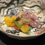 麻布料理店 Tokyo Wagyu Steak - 20種野菜とフカヒレと比内地鶏の白湯ソース