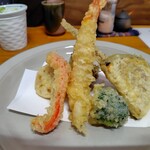 五色庵 - 料理写真:天ぷらそば(天ぷら∼美味しかった♪)