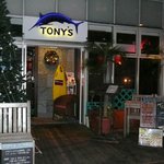TONY’S HONOLULU - 正面
