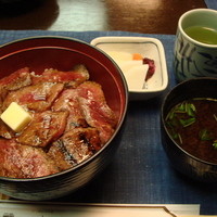 赤坂 津つ井 総本店 - ビフテキ丼