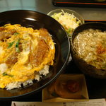 Sanjukkoku - 2010年2月訪問
                      カツ丼定食 885円