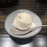 寺子屋 すし匠 - 塩のアイス