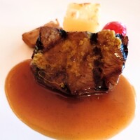 クイーン・アリス 横浜店 - ロース肉の網焼き