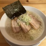 喜多方 満喜 - 料理写真:背脂塩ラーメン大盛　1,100円