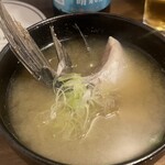 銀シャリ鮮魚 オサカナマルシェ - マルシェアラ汁