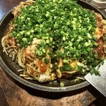 広島お好み焼と鉄板焼 だんだんじゃけん - 