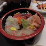 Tsu Miyabi - メインの海鮮丼。