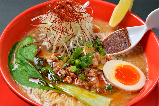 麺王道 勝 - 黒松（ラーメン）の写真
