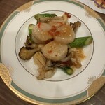 中国料理 琥珀 - 