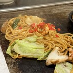 お好み焼き あじくらや - ■焼きそばミックス生卵付き¥1,600