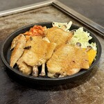 お好み焼き あじくらや - ■やみつき手羽先3本¥690