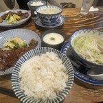 炭焼牛たん東山 - 