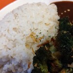 欧風カリー ドモン - 麦が混ざったライス