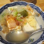 お値段以上の大衆酒場　大鶴見食堂 - 湯豆腐