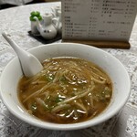 中華料理 つぎ - 肉絲湯麺