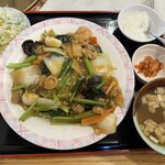 四季中華 - 五目焼きそば880円込