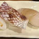 小笹寿し - ヒラメ　真鯛　スミイカ　ヒラメと真鯛は肉厚
