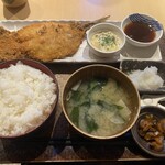 炉端焼き 大衆魚食堂才蔵 飯田橋 - 