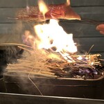 日本料理うしお - 鰆の藁焼き実演