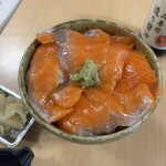 海鮮丼 とと丸 - 