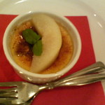 緑のイスキア - ラ・フランスのクレームブリュレ