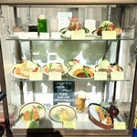 coffee grill 富久屋 - 表のショーケース❗️